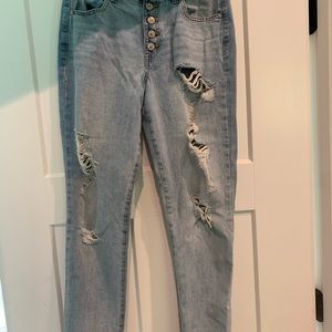 Rewaah Highrise Distressed Jeans